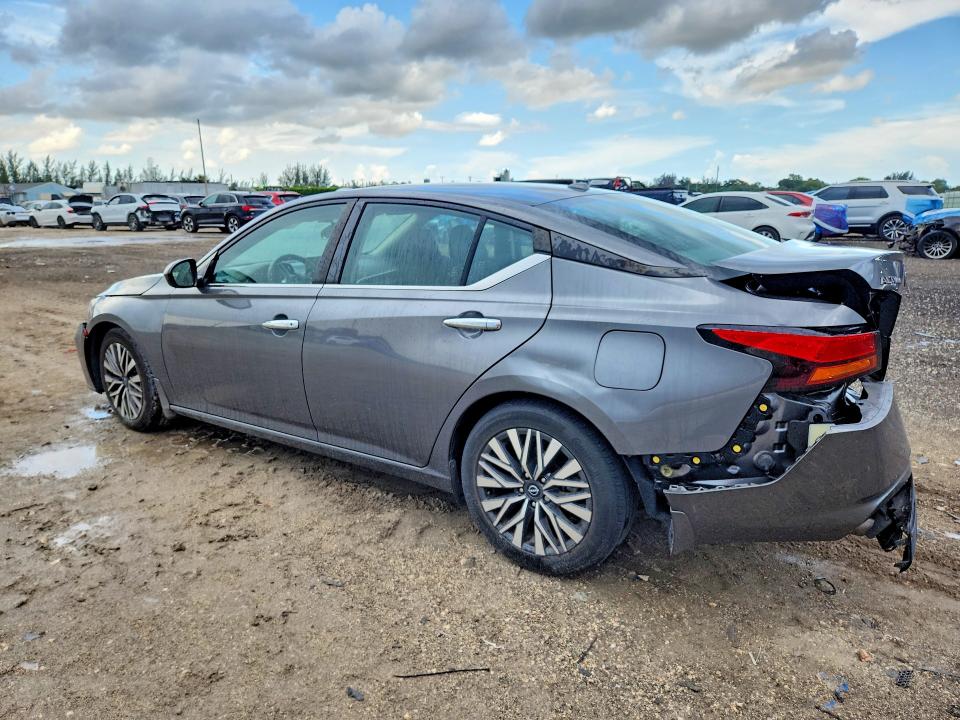Photo 2 from auction – 2024 NISSAN ALTIMA with VIN 1N4BL4DV1RN324030