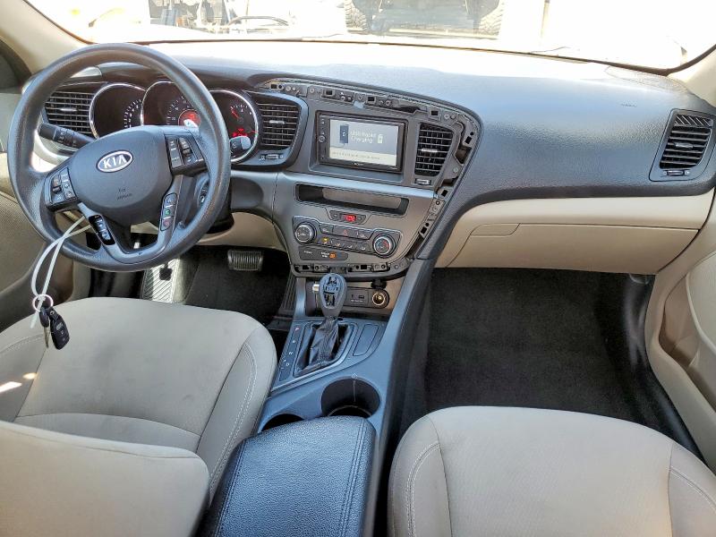 Photo 8 from auction – 2012 KIA OPTIMA with VIN 5XXGM4A70CG086533