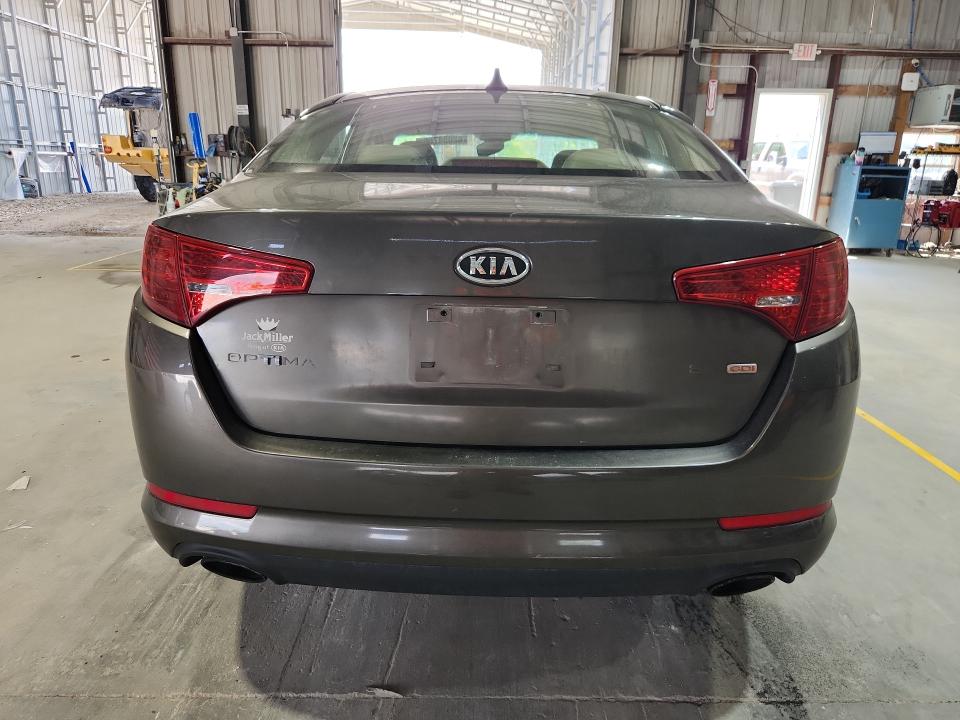 Photo 6 from auction – 2011 KIA OPTIMA with VIN KNAGN4A76B5075808