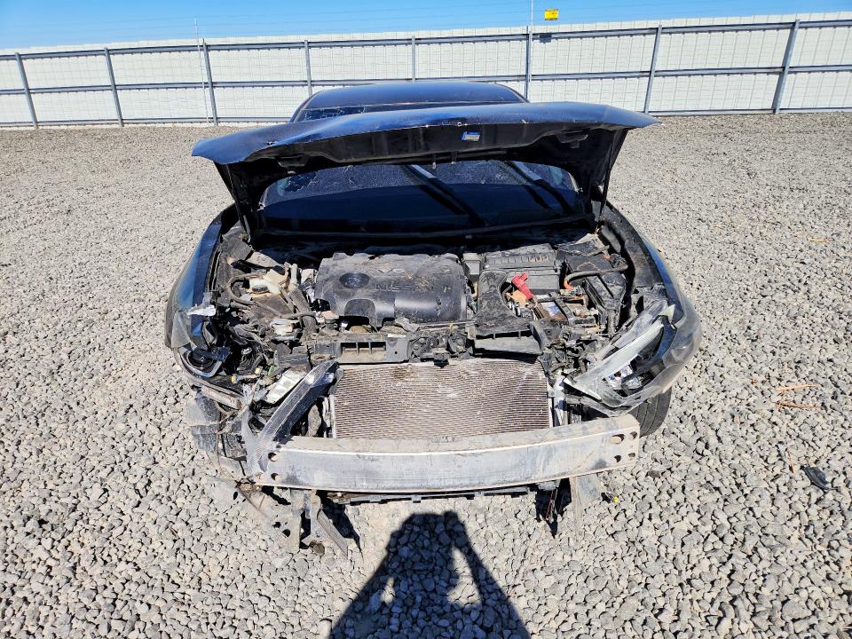 Photo 5 from auction – 2017 NISSAN MAXIMA with VIN 1N4AA6AP9HC405998