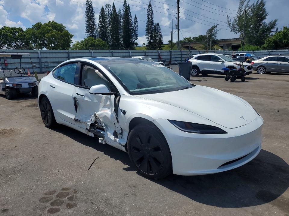 Photo 4 from auction – 2025 TESLA MODEL 3 with VIN 5YJ3E1EA4SF021203