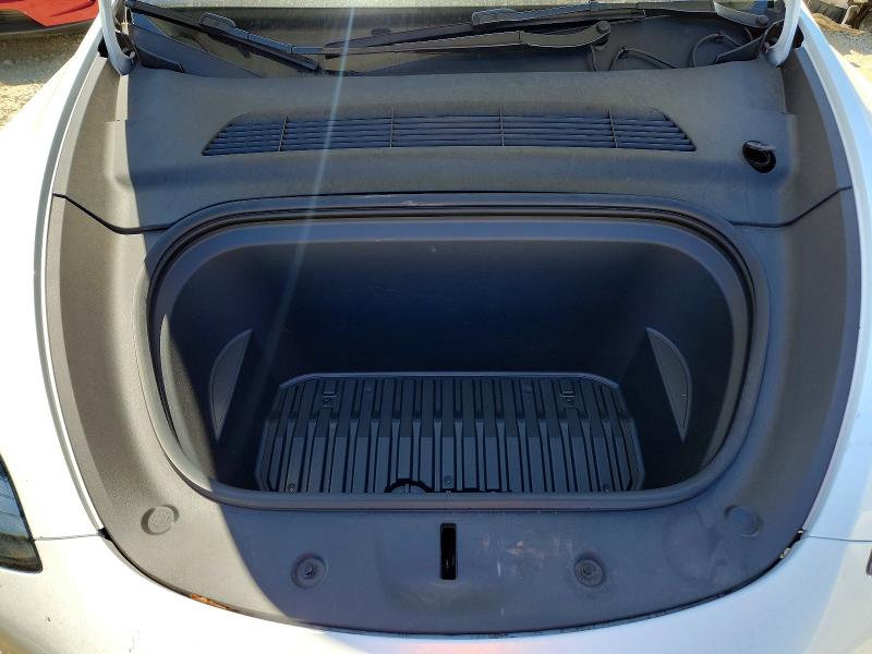 Photo 12 from auction – 2022 TESLA MODEL Y with VIN 7SAYGDEE9NF363838