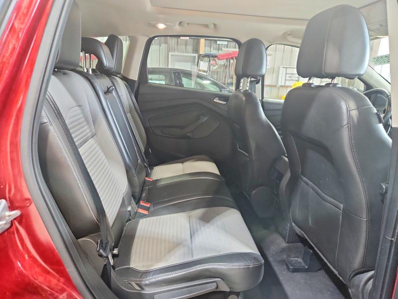 Foto 11 de la subasta – 2017 FORD ESCAPE con VIN 1FMCU9G98HUC01333
