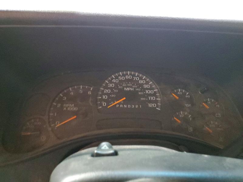 Photo 9 from auction – 2006 CHEVROLET SILVERADO with VIN 1GCHC24UX6E153452