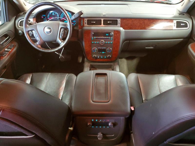 Photo 8 from auction – 2009 CHEVROLET SUBURBAN with VIN 1GNFK26339R273645