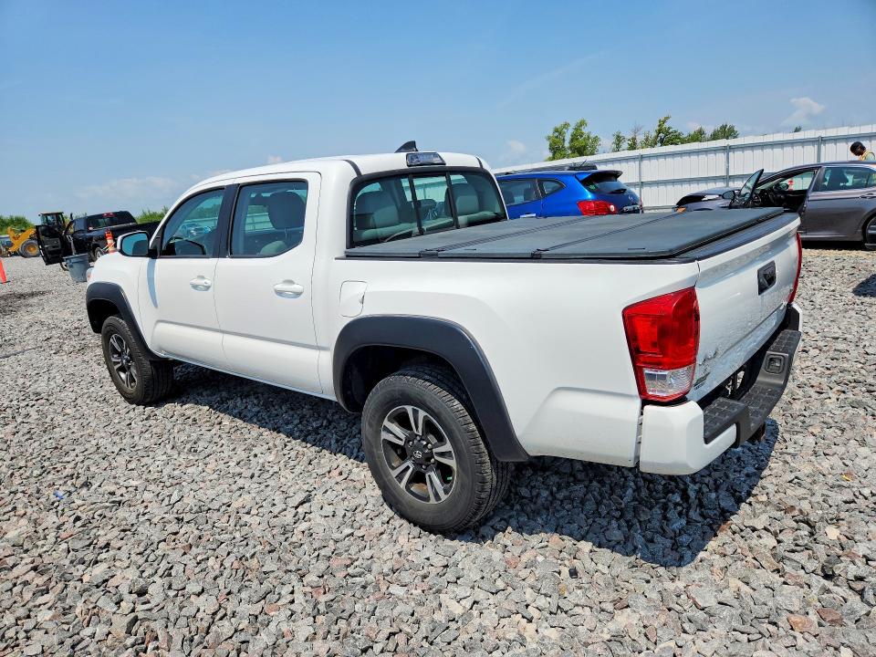 Photo 2 from auction – 2016 TOYOTA TACOMA with VIN 3TMCZ5AN2GM005993