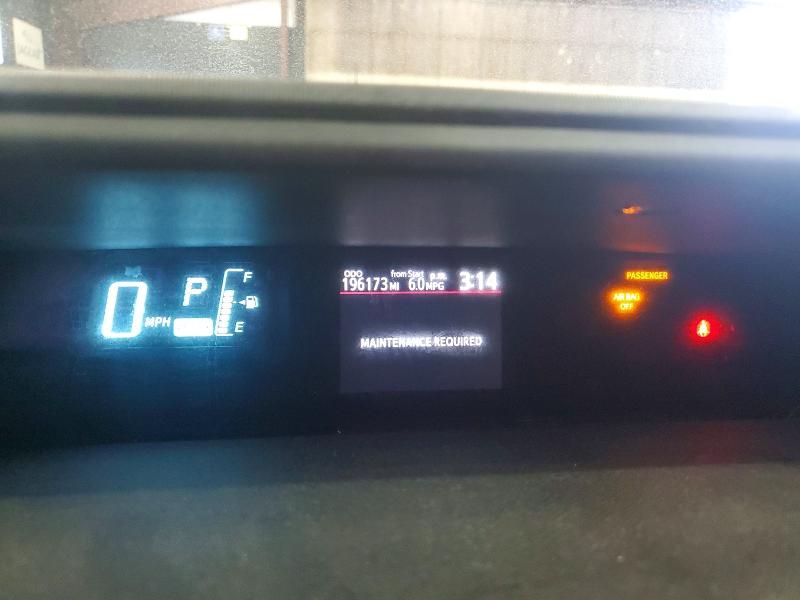 Photo 9 from auction – 2014 TOYOTA PRIUS C with VIN JTDKDTB37E1569600