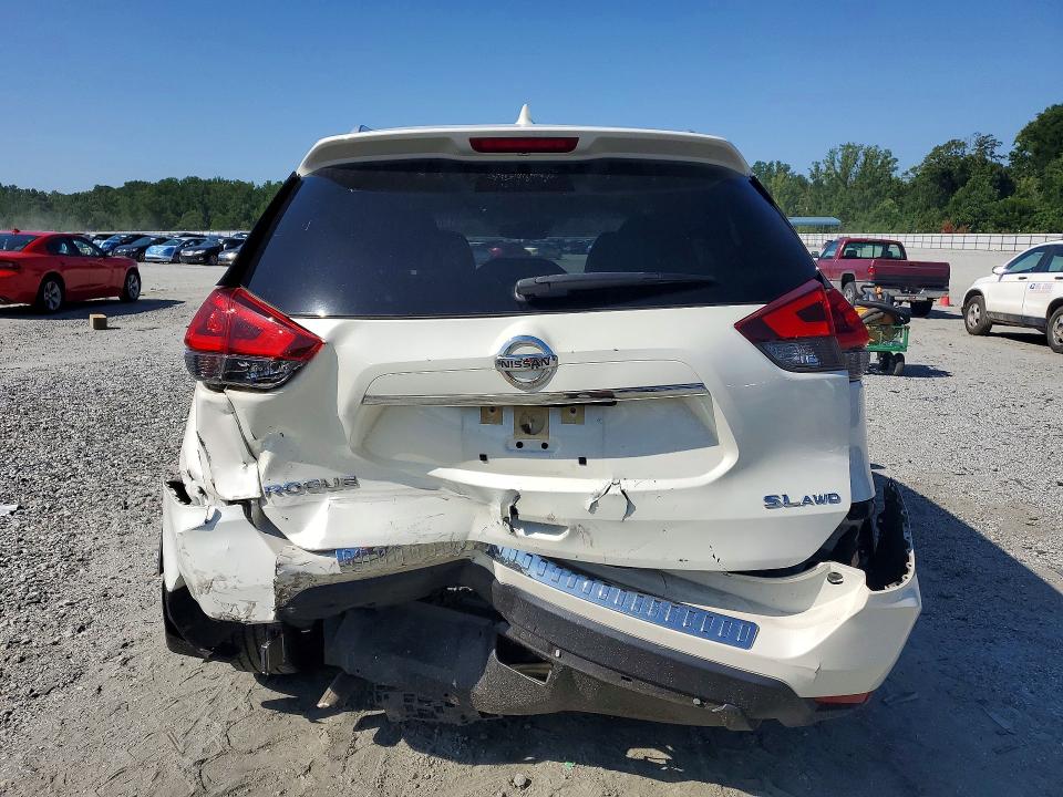 Photo 6 from auction – 2018 NISSAN ROGUE with VIN JN8AT2MV4JW345225