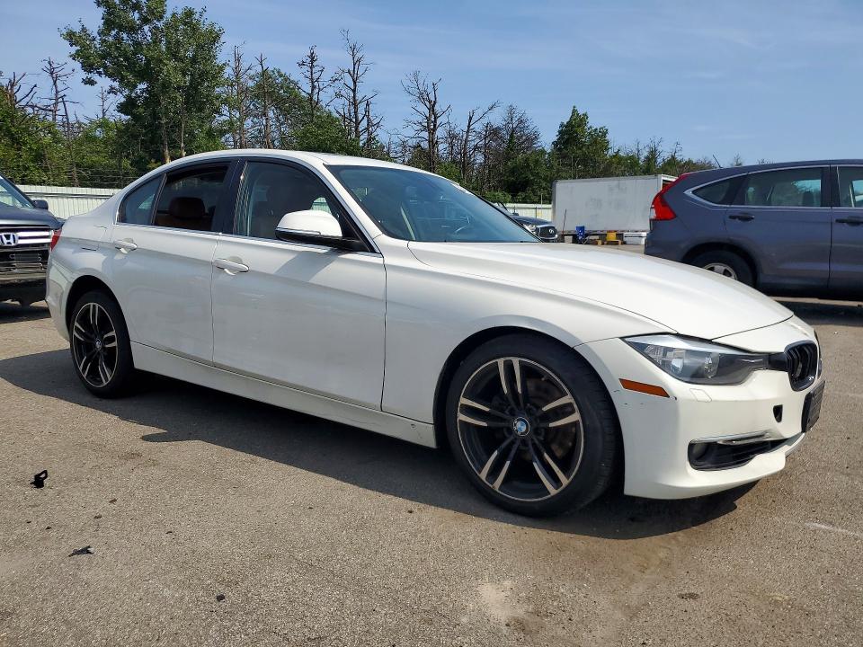 Photo 4 from auction – 2013 BMW 328 with VIN WBA3B5C55DF596833