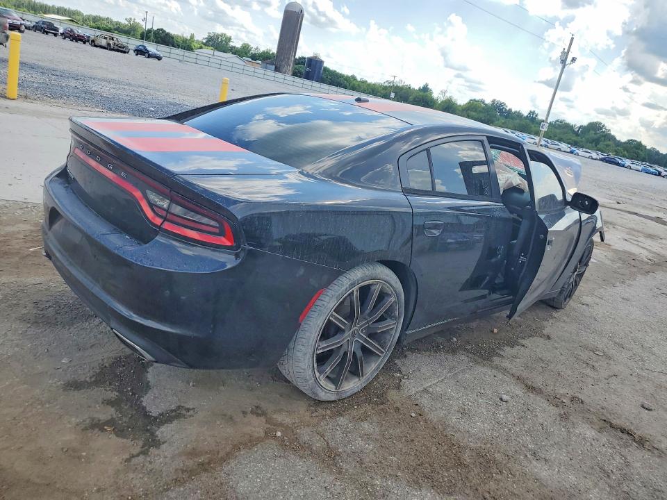 Снимка 3 от търг – 2015 DODGE CHARGER с VIN 2C3CDXBG7FH870535