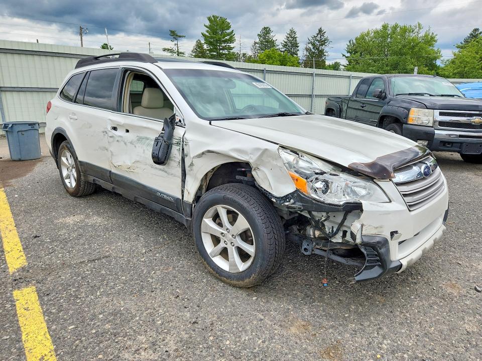 Photo 4 from auction – 2013 SUBARU OUTBACK with VIN 4S4BRBKC6D3321266