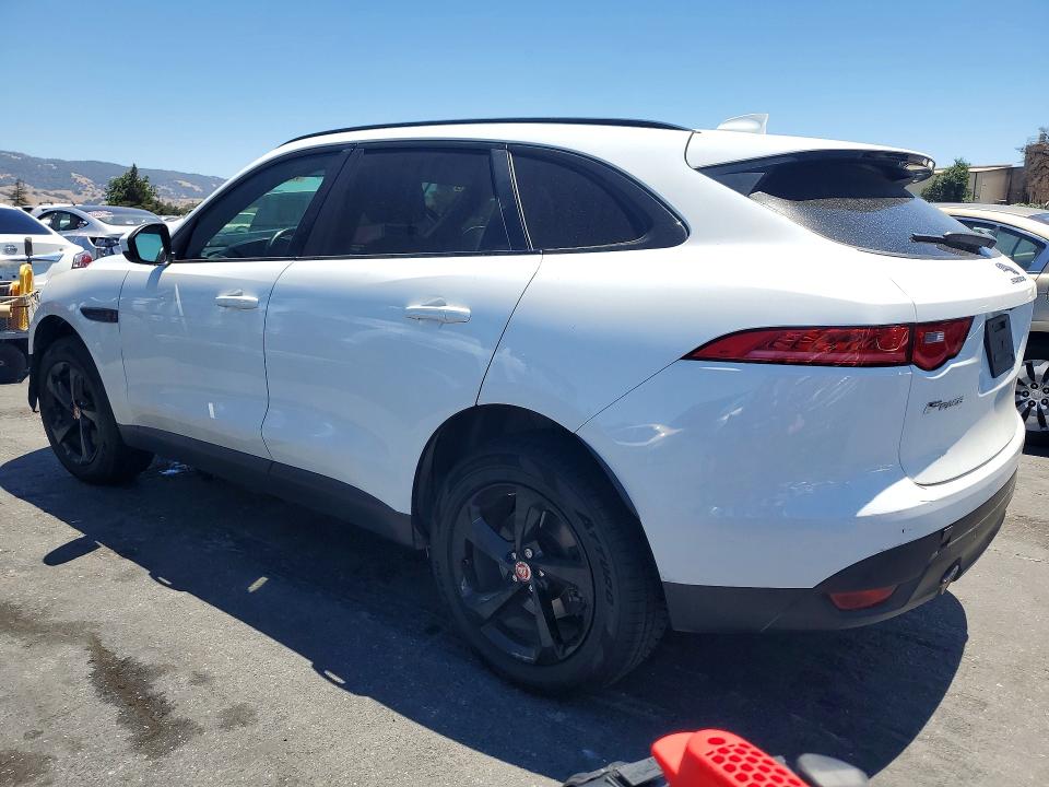 Photo 2 from auction – 2018 JAGUAR F-PACE with VIN SADCK2GX5JA329878