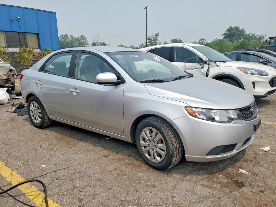 Photo 4 from auction – 2010 KIA FORTE with VIN KNAFT4A29A5097550