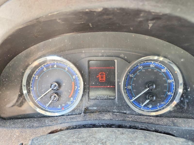 Photo 9 from auction – 2017 TOYOTA COROLLA with VIN 2T1BURHE2HC922207