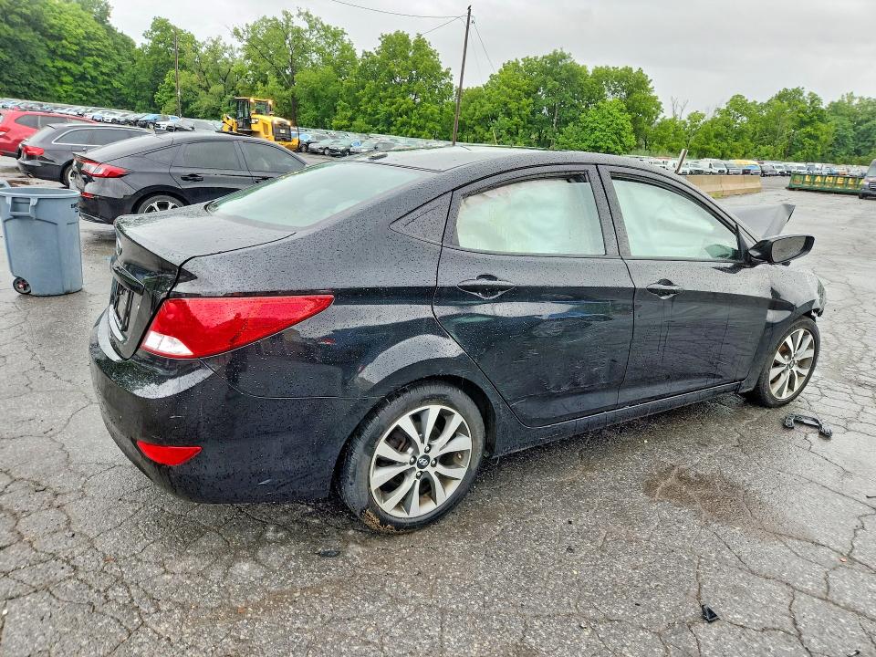 Photo 3 from auction – 2017 HYUNDAI ACCENT with VIN KMHCT4AE0HU355403