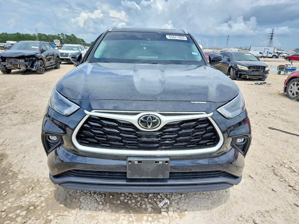 Photo 5 from auction – 2024 TOYOTA HIGHLANDER with VIN 5TDKDRAH2RS053654
