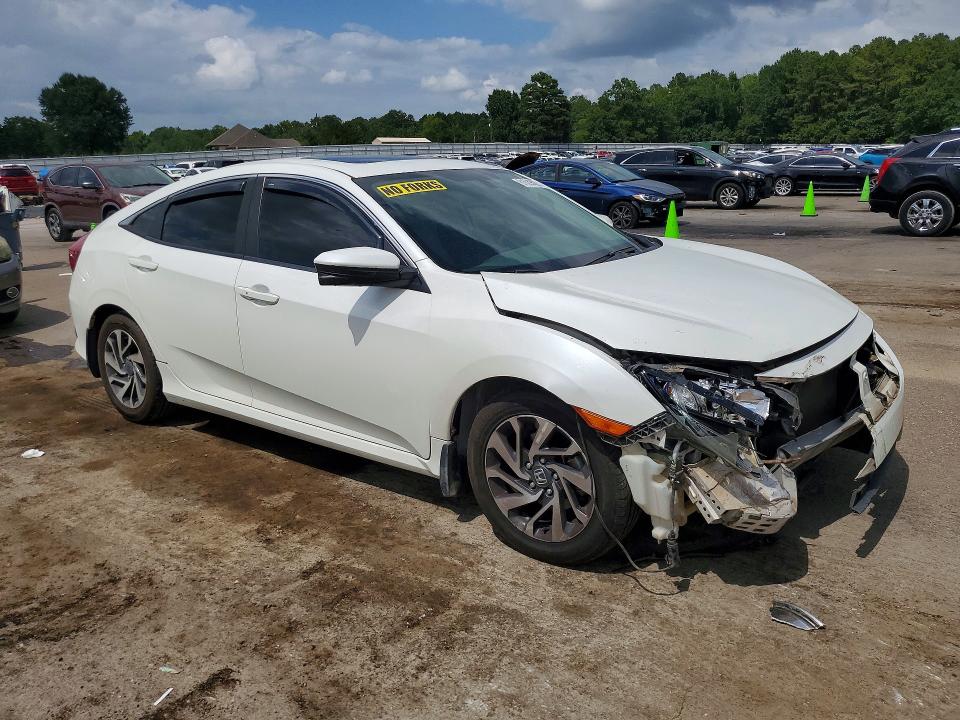 Photo 4 from auction – 2016 HONDA CIVIC with VIN 19XFC2F7XGE013843