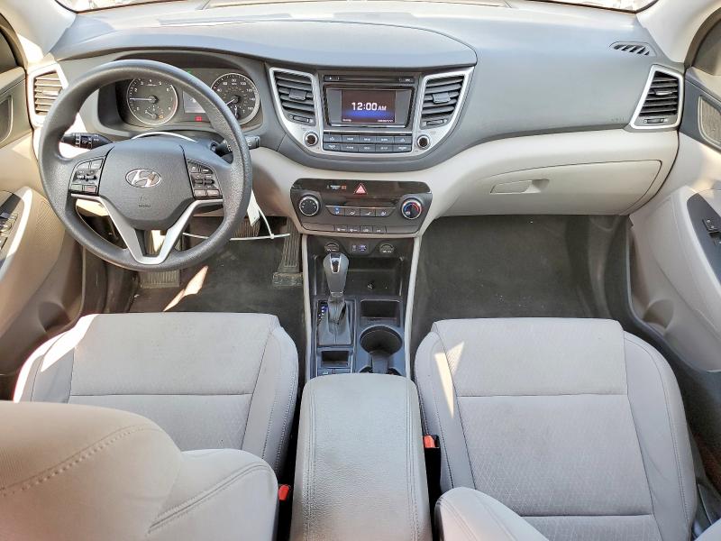 Photo 8 from auction – 2017 HYUNDAI TUCSON with VIN KM8J33A2XHU283049