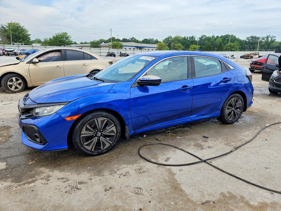 HONDA CIVIC 2017 with VIN SHHFK7H56HU425876 - Photo from auction