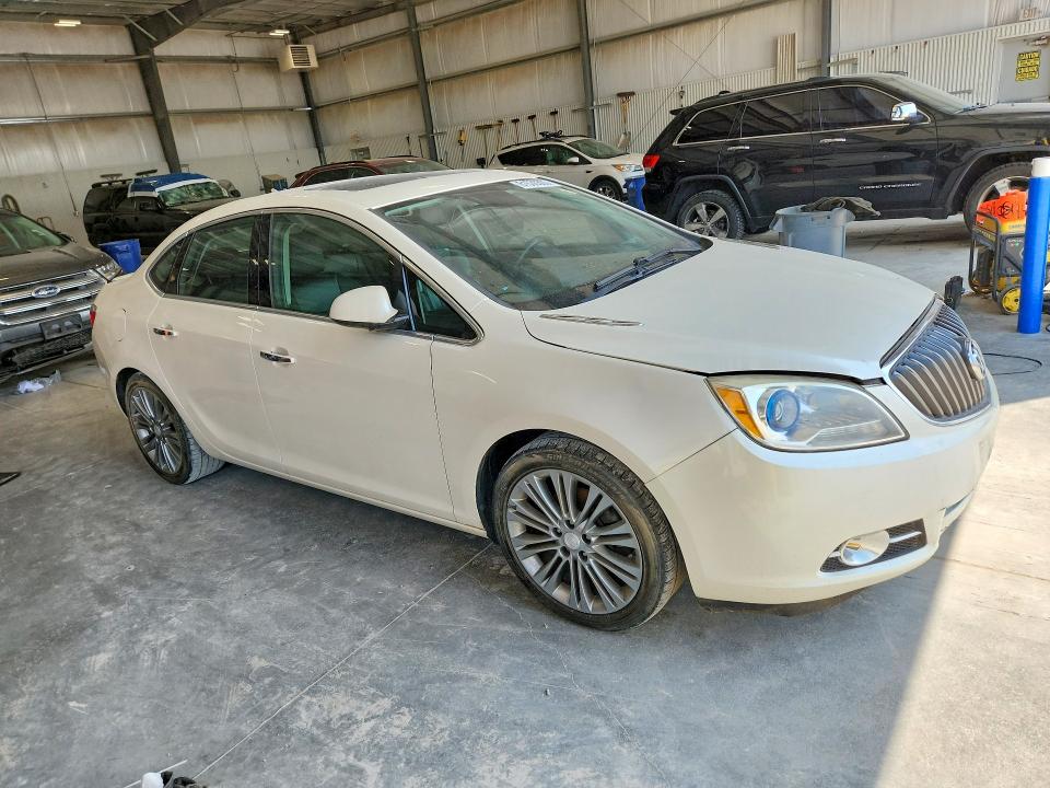 Photo 4 from auction – 2013 BUICK VERANO with VIN 1G4PT5SV2D4157907