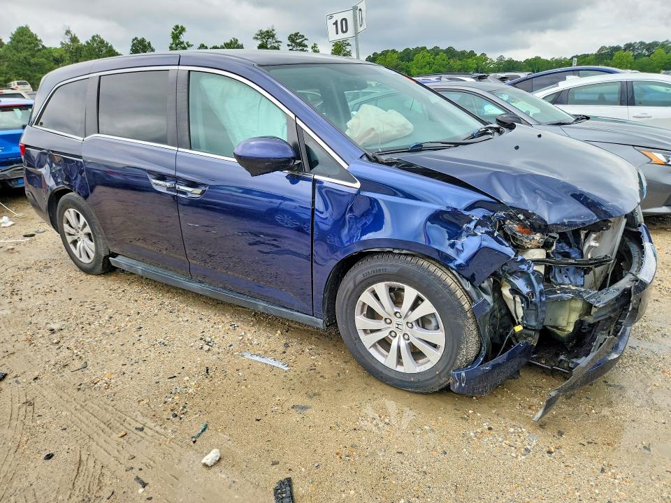 Photo 4 from auction – 2017 HONDA ODYSSEY with VIN 5FNRL5H30HB022071