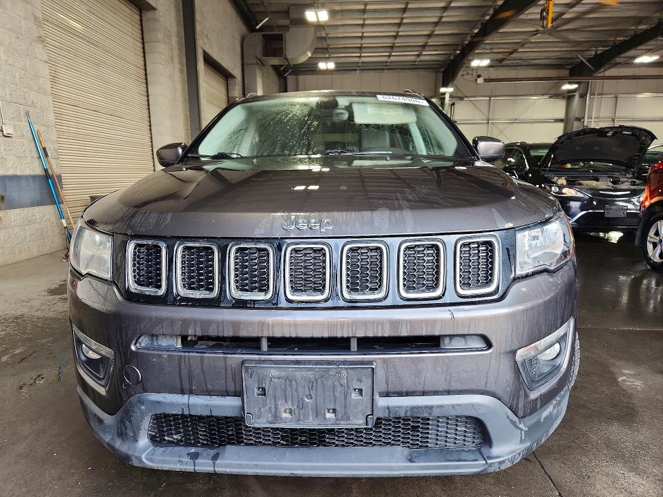 Photo 5 from auction – 2018 JEEP COMPASS with VIN 3C4NJDBB7JT328237
