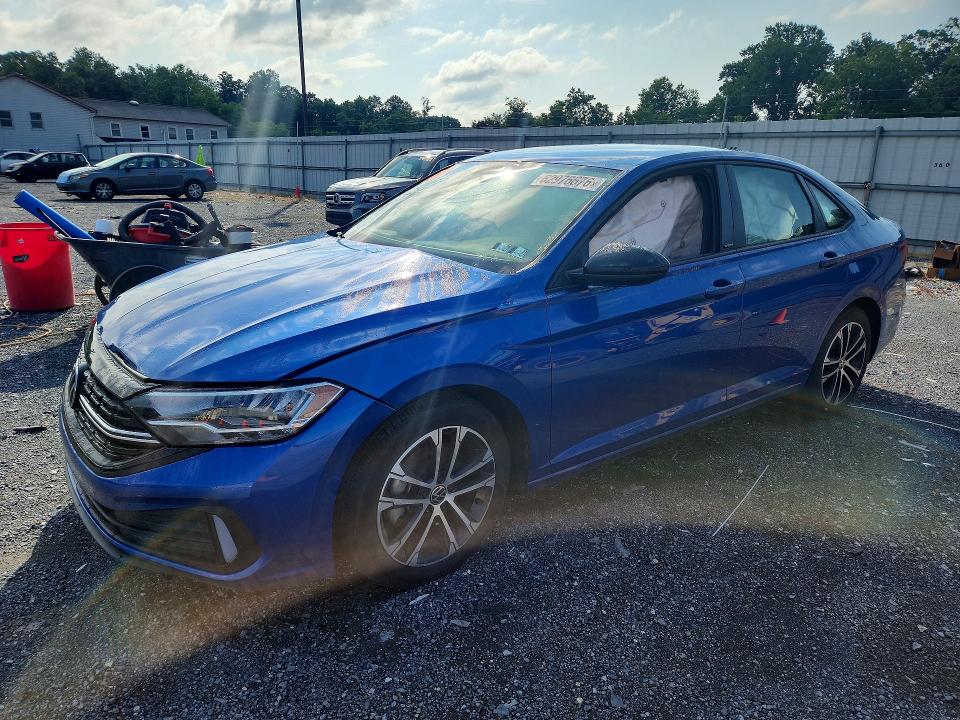 Photo 1 from auction – 2023 VOLKSWAGEN JETTA with VIN 3VWBM7BU8PM059033