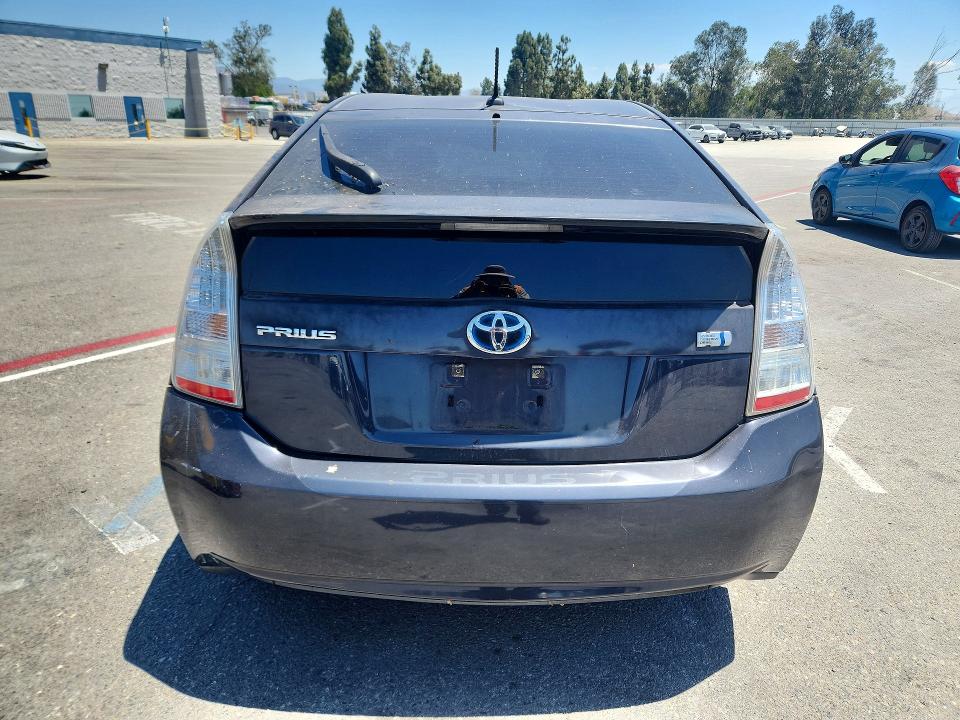 Photo 6 from auction – 2011 TOYOTA PRIUS with VIN JTDKN3DU7B0262464