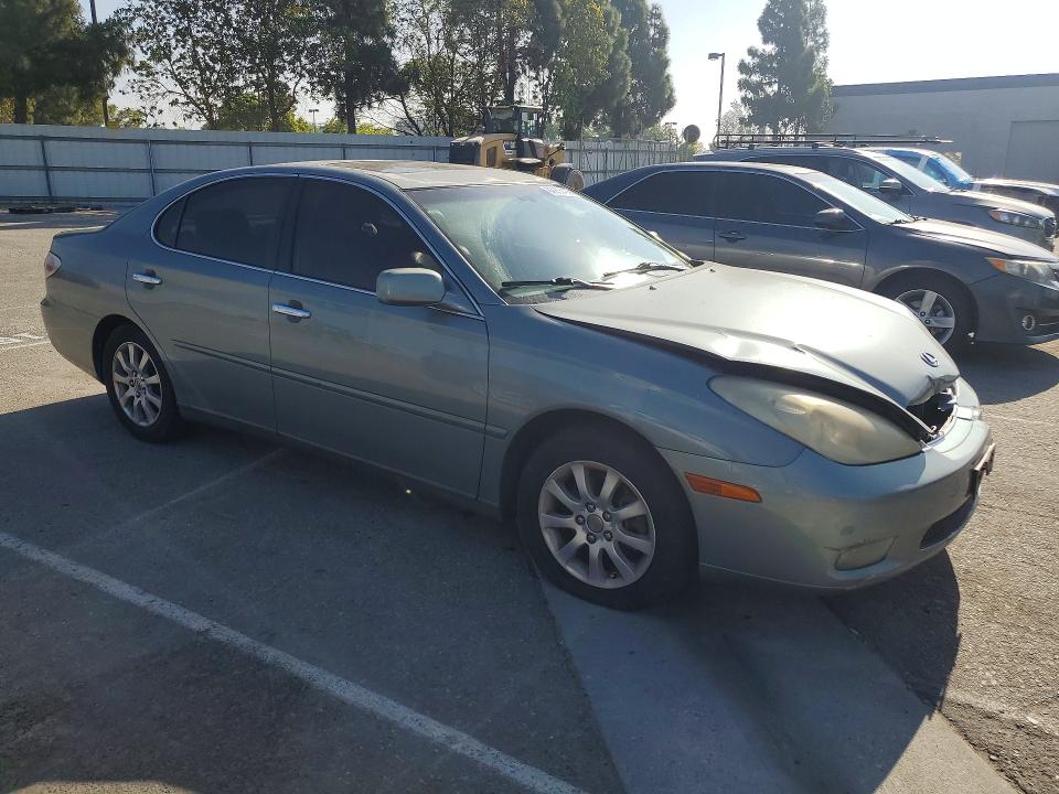 Photo 4 from auction – 2004 LEXUS ES with VIN JTHBA30G540015666