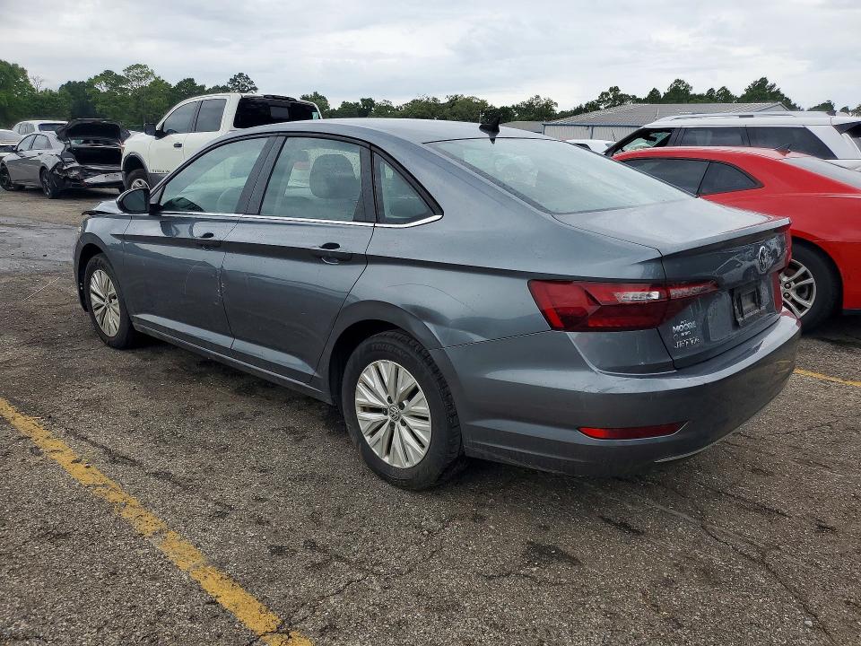Photo 2 from auction – 2020 VOLKSWAGEN JETTA with VIN 3VWCB7BU3LM072387