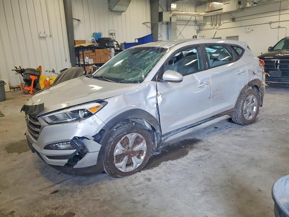 Photo 1 from auction – 2017 HYUNDAI TUCSON with VIN KM8J2CA43HU558572