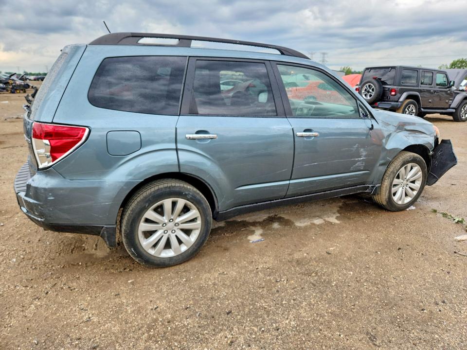 Photo 3 from auction – 2011 SUBARU FORESTER with VIN JF2SHBEC1BH765837