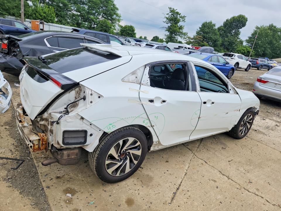 Photo 3 from auction – 2017 HONDA CIVIC with VIN SHHFK7H22HU402200
