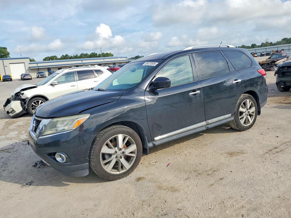 NISSAN PATHFINDER 2016 with VIN 5N1AR2MN3GC615013 - Photo from auction