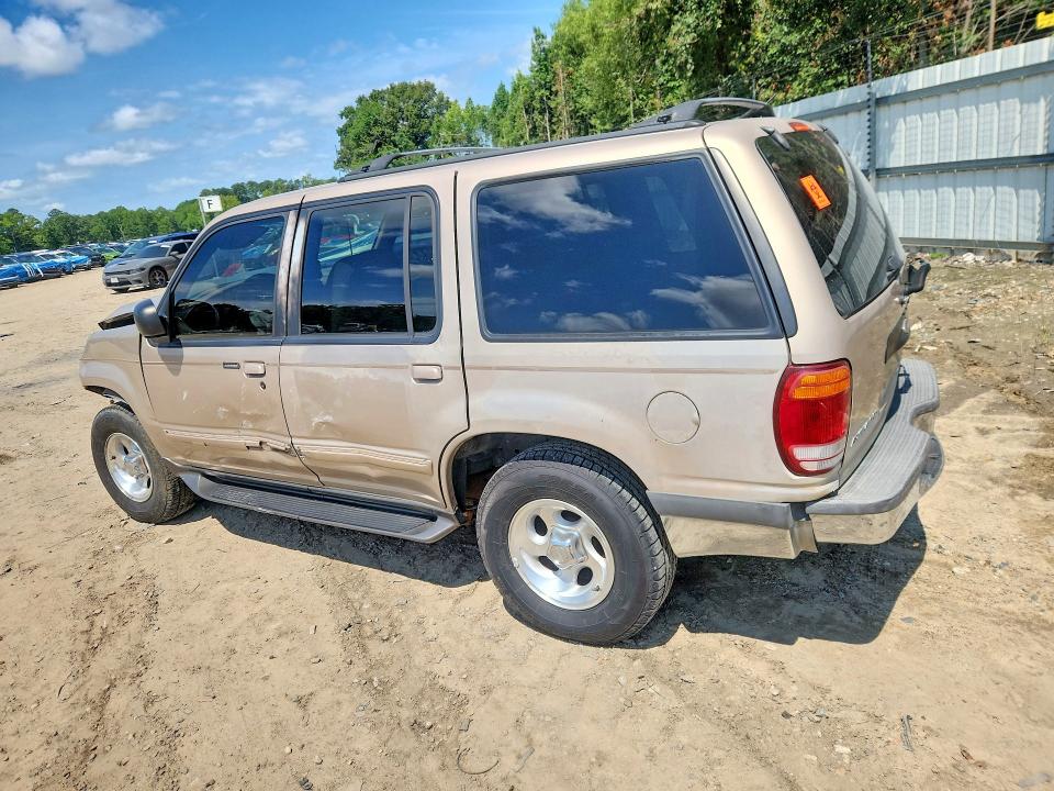 Photo 2 from auction – 1998 FORD EXPLORER with VIN 1FMZU32E1WZA87770