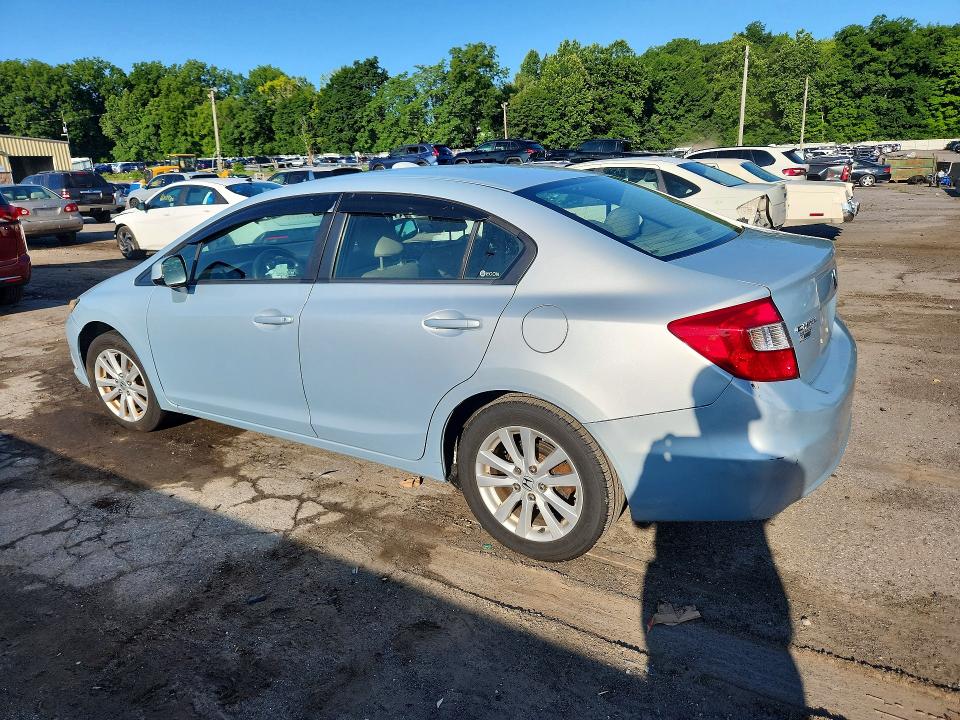 Photo 2 from auction – 2012 HONDA CIVIC with VIN 2HGFB2F91CH507951