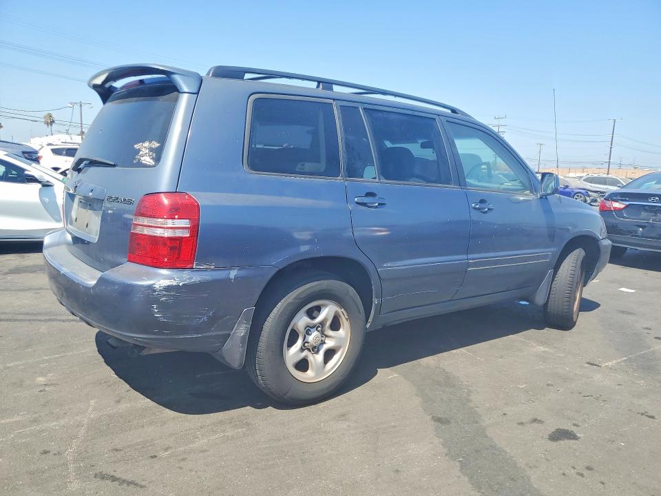Photo 3 from auction – 2002 TOYOTA HIGHLANDER with VIN JTEGD21A020035092