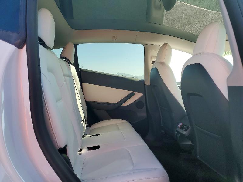Photo 10 from auction – 2022 TESLA MODEL Y with VIN 7SAYGDEF9NF492722