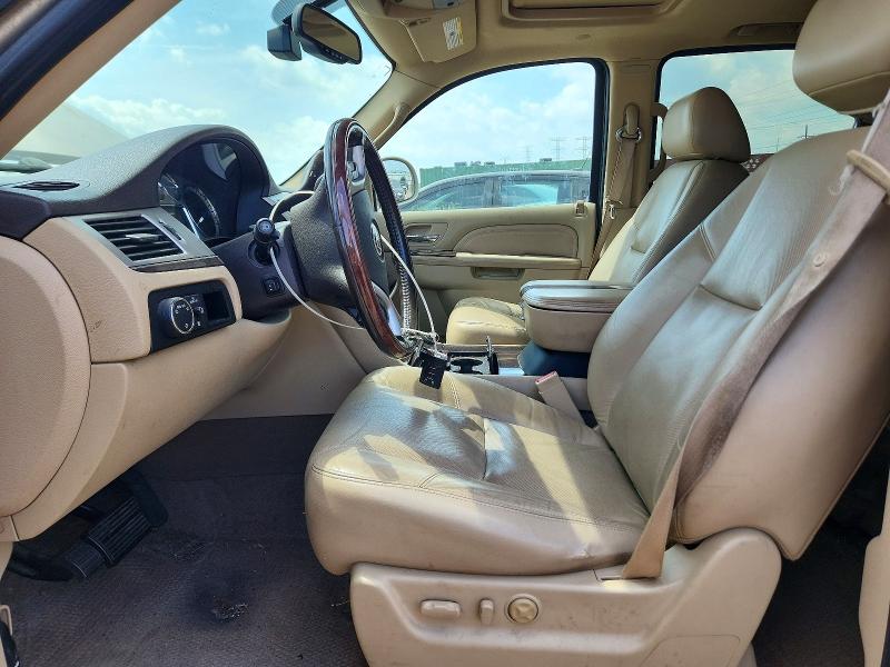 Zdjęcie 7 z aukcji – 2010 CADILLAC ESCALADE z VIN 1GYUKBEF1AR263903