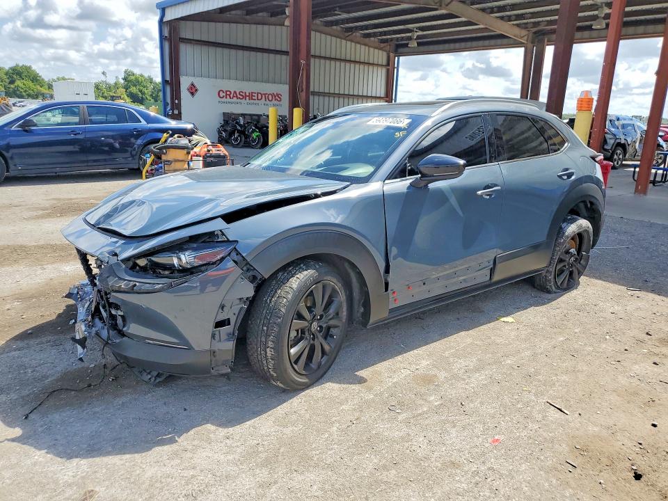 MAZDA CX-30 2022 with VIN 3MVDMBEY0NM432557 - Photo from auction