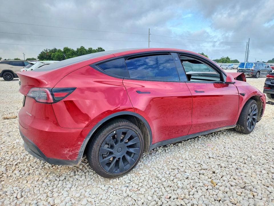 Photo 3 from auction – 2022 TESLA MODEL Y with VIN 7SAYGDEE2NF361350