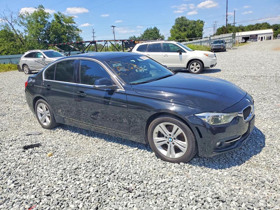 Photo 4 from auction – 2018 BMW 330 with VIN WBA8D9G57JNU68838