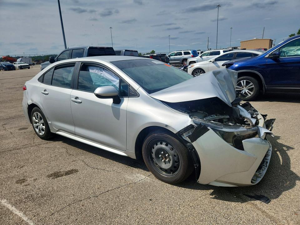 Photo 4 from auction – 2021 TOYOTA COROLLA with VIN 5YFEPMAE3MP188916