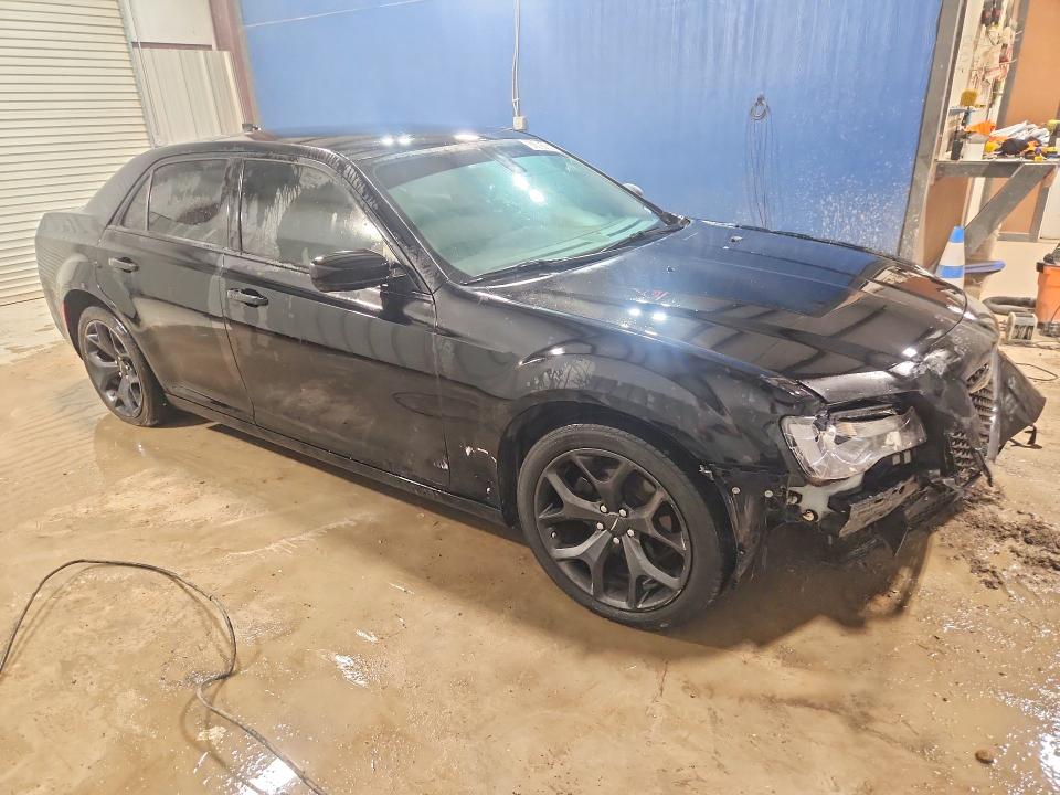 Photo 4 from auction – 2023 CHRYSLER 300 with VIN 2C3CCAAG7PH517313