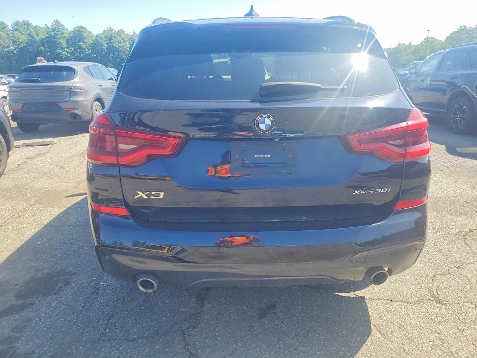 Photo 6 from auction – 2019 BMW X3 with VIN 5UXTR9C57KLP82943