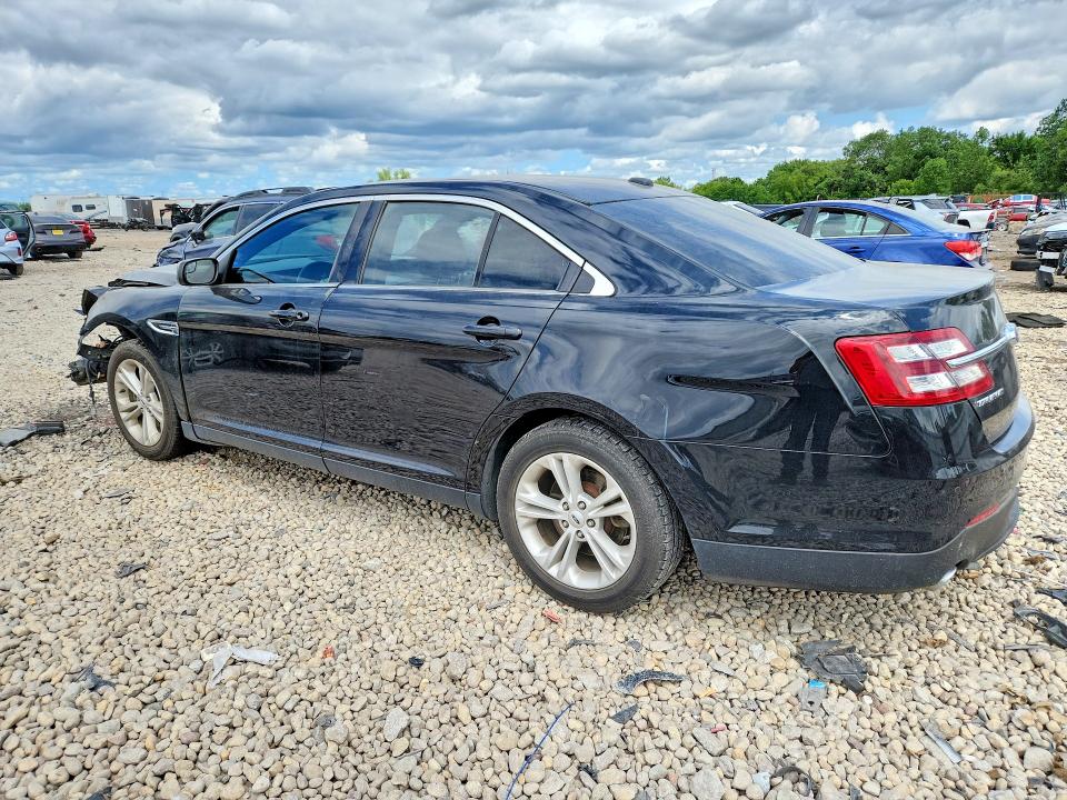 Photo 2 from auction – 2018 FORD TAURUS with VIN 1FAHP2E83JG128207