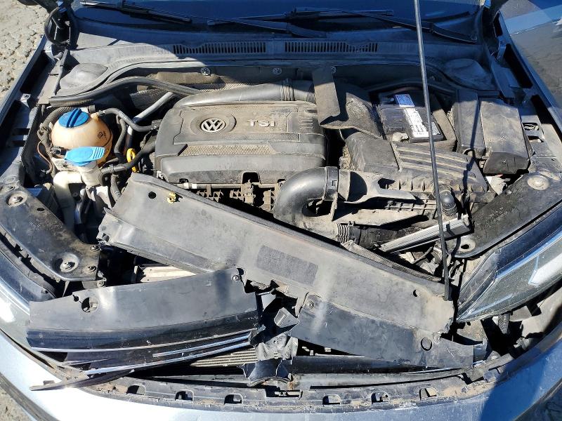 Photo 11 from auction – 2016 VOLKSWAGEN JETTA with VIN 3VWD17AJ8GM401038