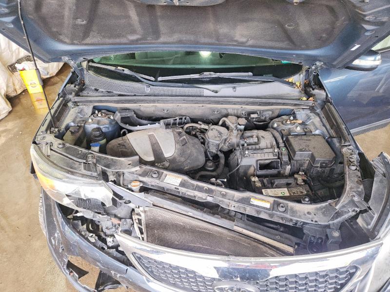 Photo 12 from auction – 2011 KIA SORENTO with VIN 5XYKTDA20BG068626