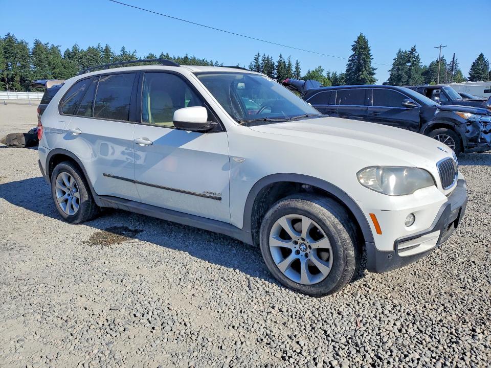 Photo 4 from auction – 2010 BMW X5 with VIN 5UXFE4C58AL381833