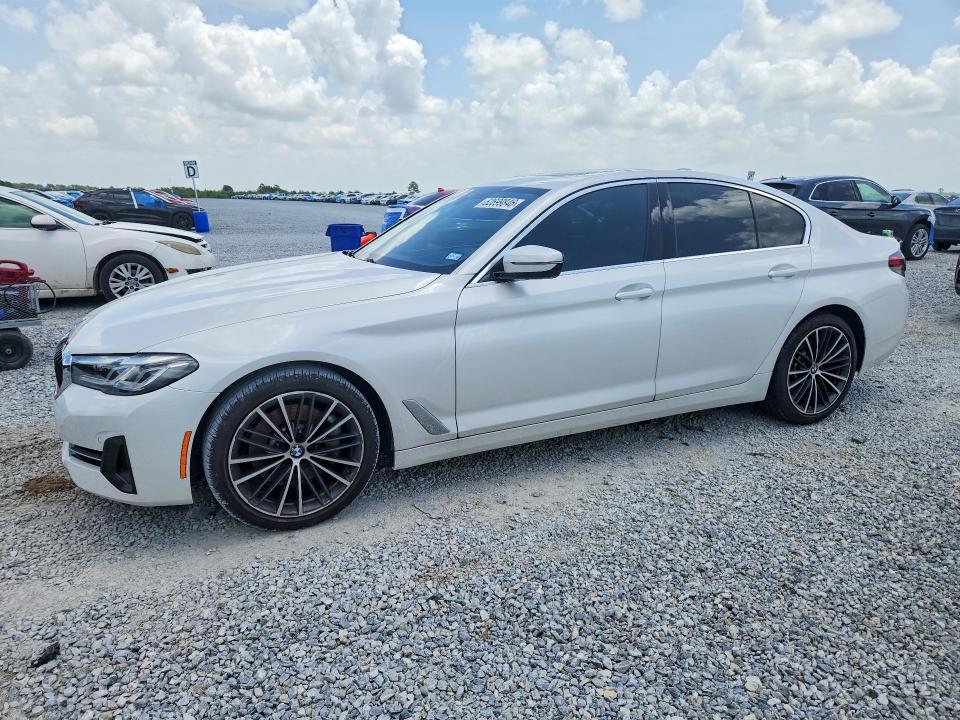 BMW 530 2022 with VIN WBA53BH09NWX81356 - Photo from auction